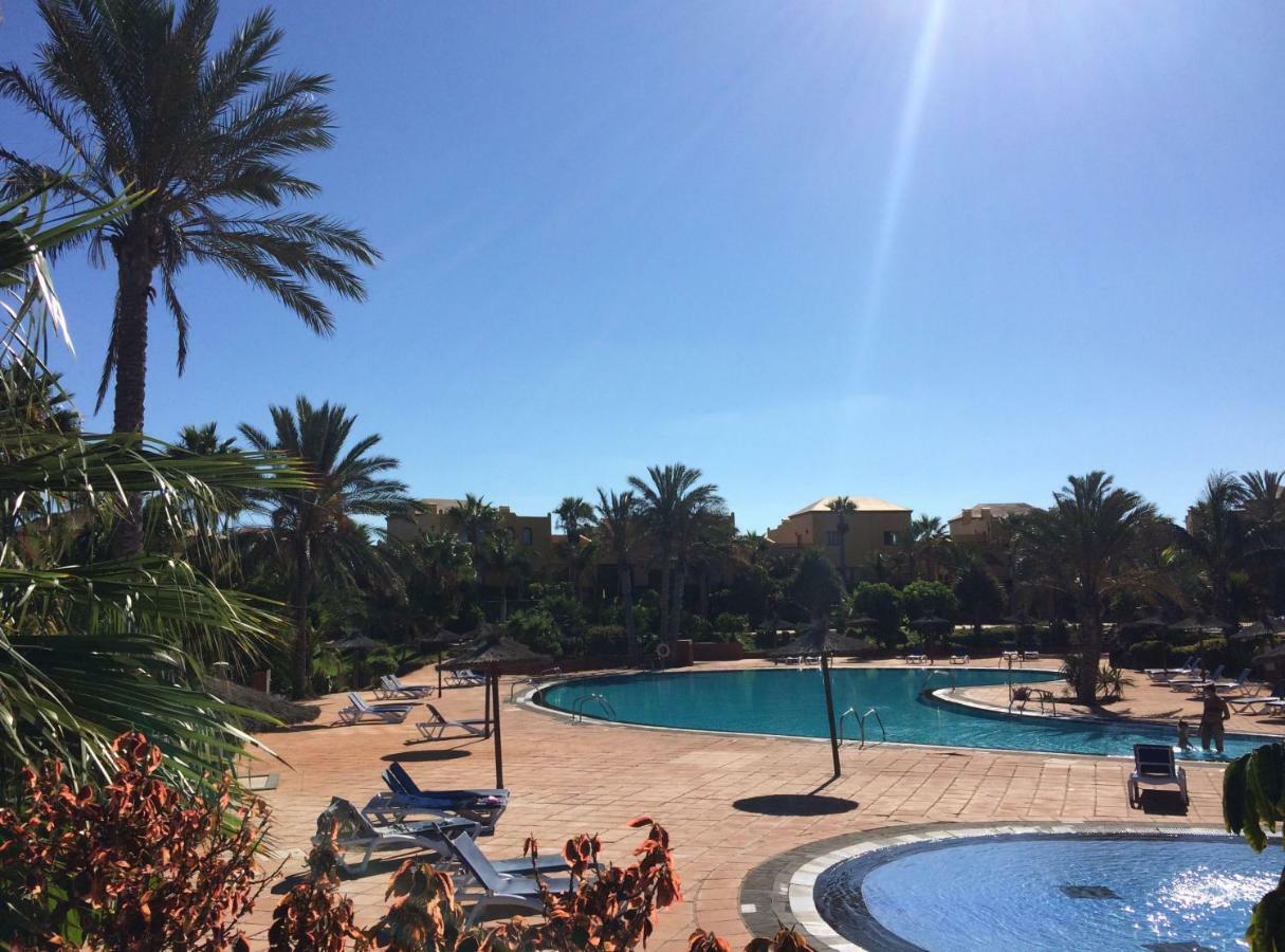 My Pretty Home - Lovely And Spacious Surrounded By Tropical Gardens - Private Covered And Uncovered Terrace - Pool - Parking - Free Fibre Optic Internet Corralejo Luaran gambar