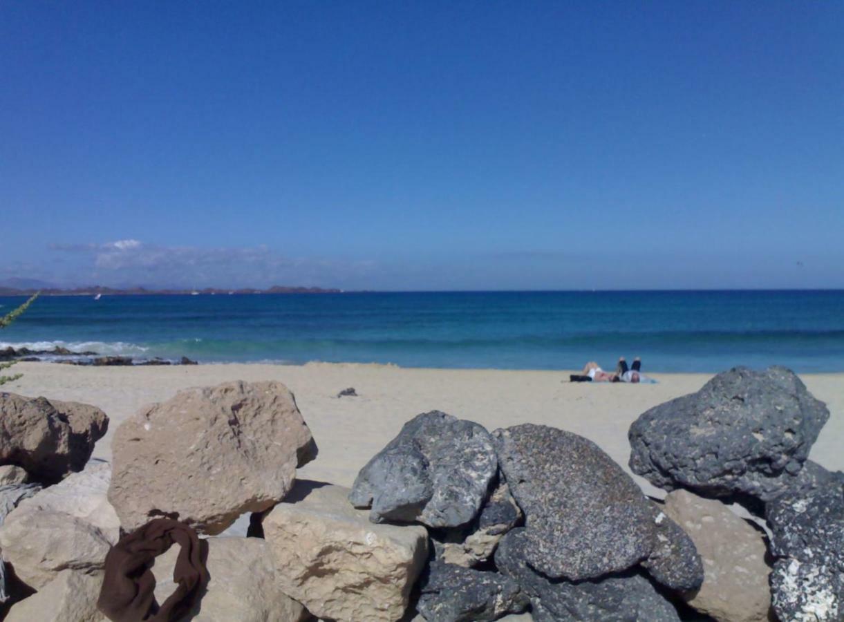 My Pretty Home - Lovely And Spacious Surrounded By Tropical Gardens - Private Covered And Uncovered Terrace - Pool - Parking - Free Fibre Optic Internet Corralejo Luaran gambar
